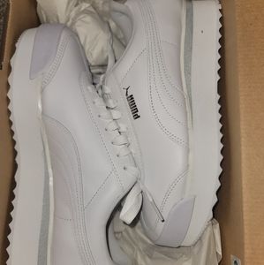 PUMA Roma Amor Leather Met White Silver - Size 9 Sold w/Box